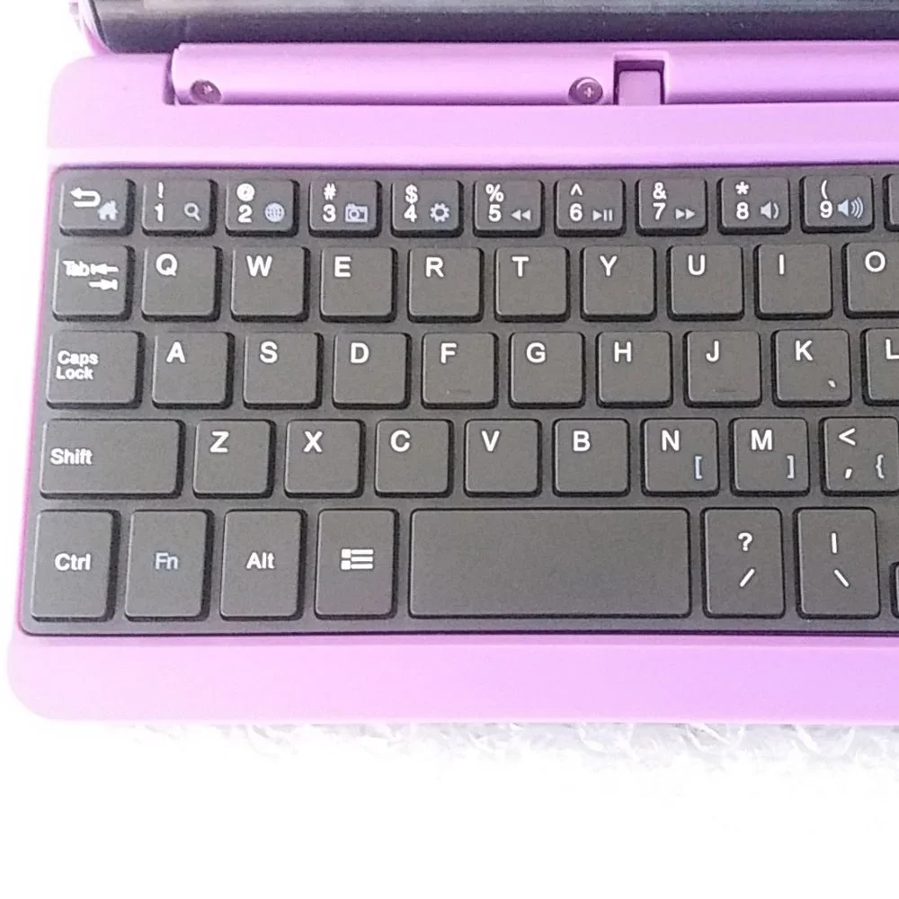 RCA Voyager Pro Tablet W/ Keyboard Case, 7